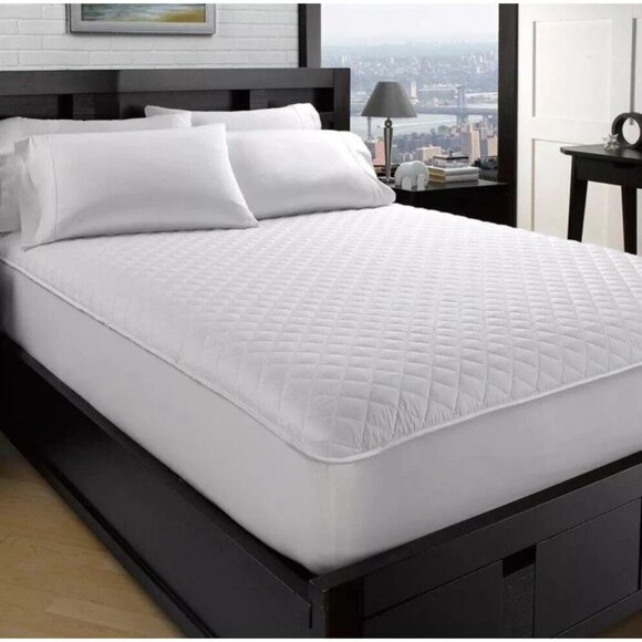 Ella Jayne Classic Quilted Mattress Protector Full Size Diamond Quilted NWT - Picture 4 of 5